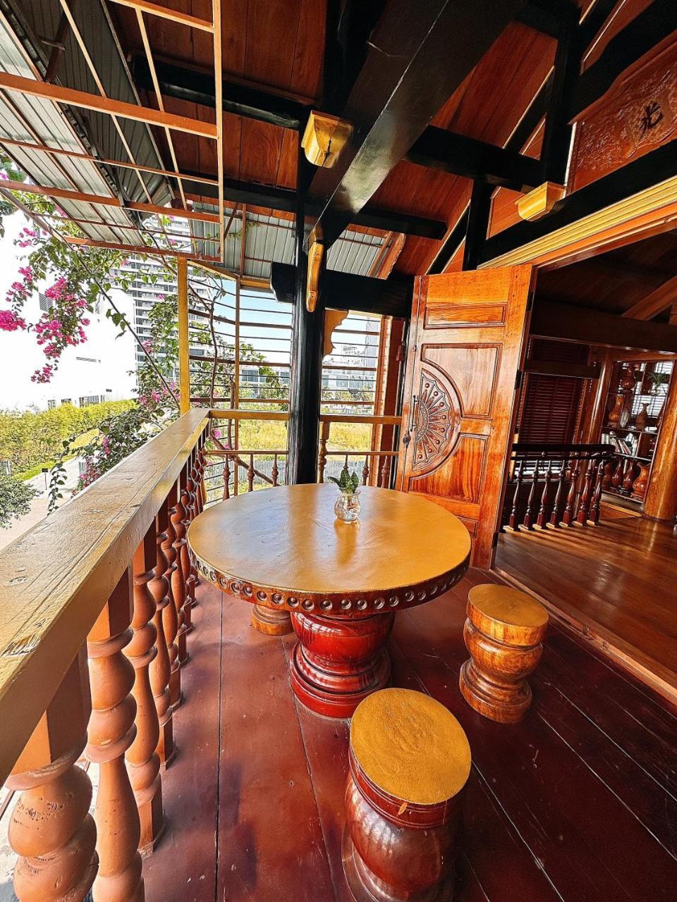 Biet Thu Go Wooden House Quy Nhon Canh Bien Villa Exterior photo